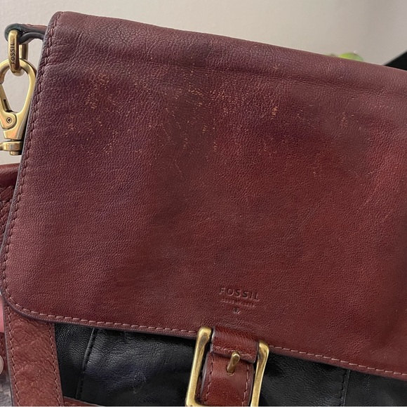 Fossil Leather Purse - Picture 5 of 9